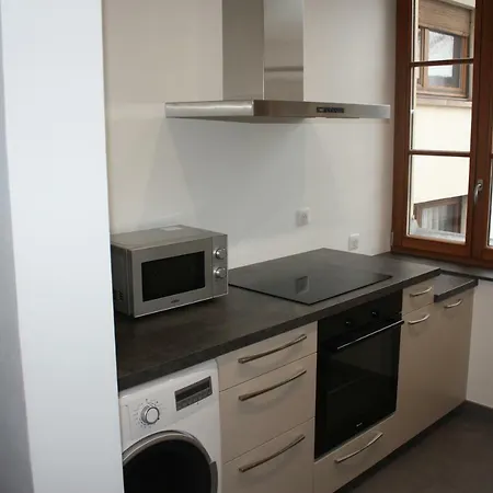 Apartment F4 Quartier Cathedrale 3eme Etage *