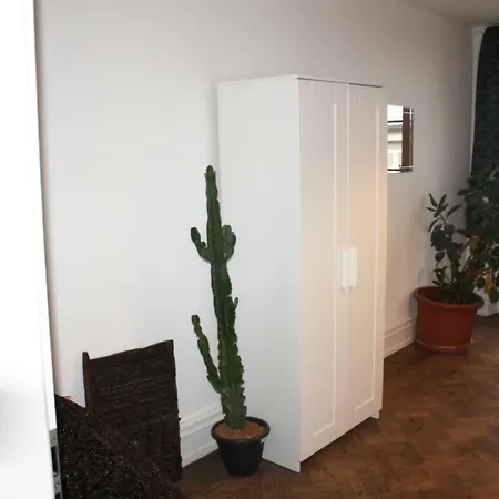 Apartment F4 Quartier Cathedrale 3eme Etage *